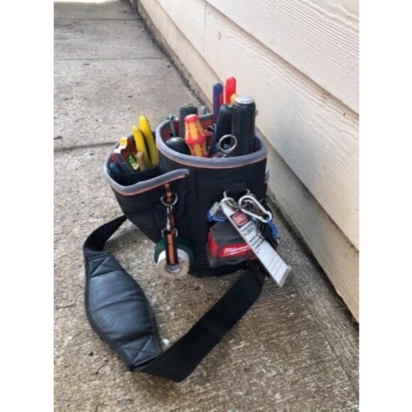 Tool Bag with Shoulder Strap Has 14 Pockets for Tool Storage - Picture 2 of 3